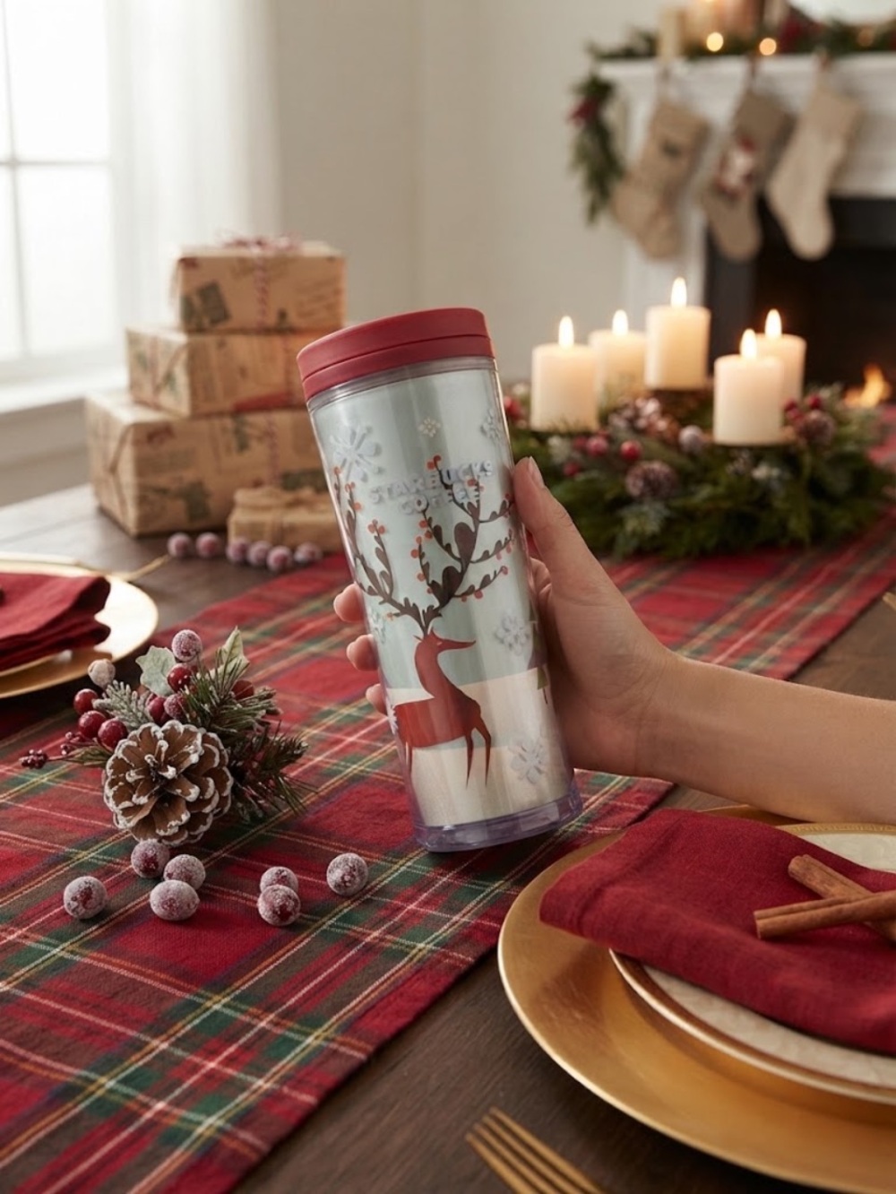 New Starbucks Christmas Coffee Tumbler Mug